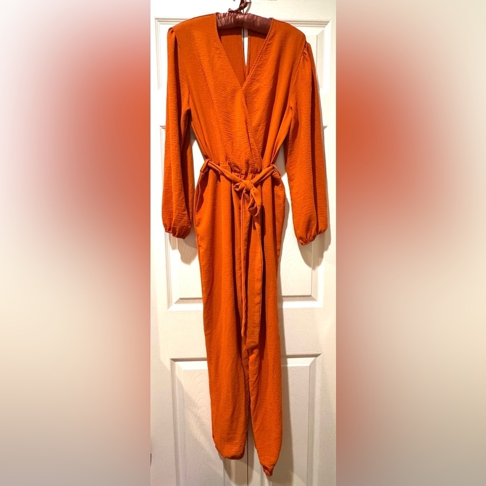 PRETTYGARDEN Rust Orange Belted Jumpsuit – Size M NWOT